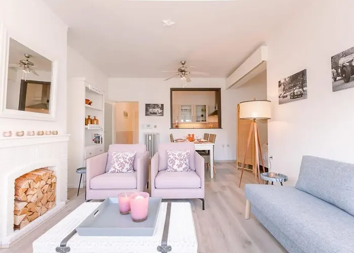 Apartament Huswell - Beautiful And Spacious With Side Seaview